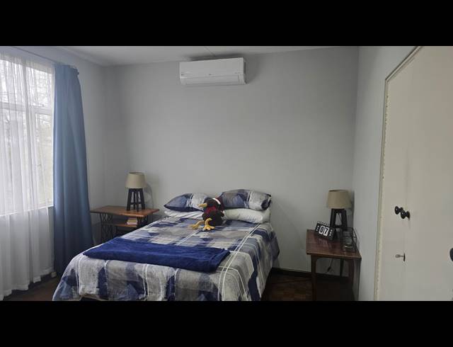 2 BEDROOM APARTMENT FOR SALE IN CLARENDON